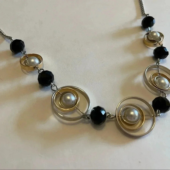 Statement Necklace Circles Pearls Geometric - Picture 2 of 6